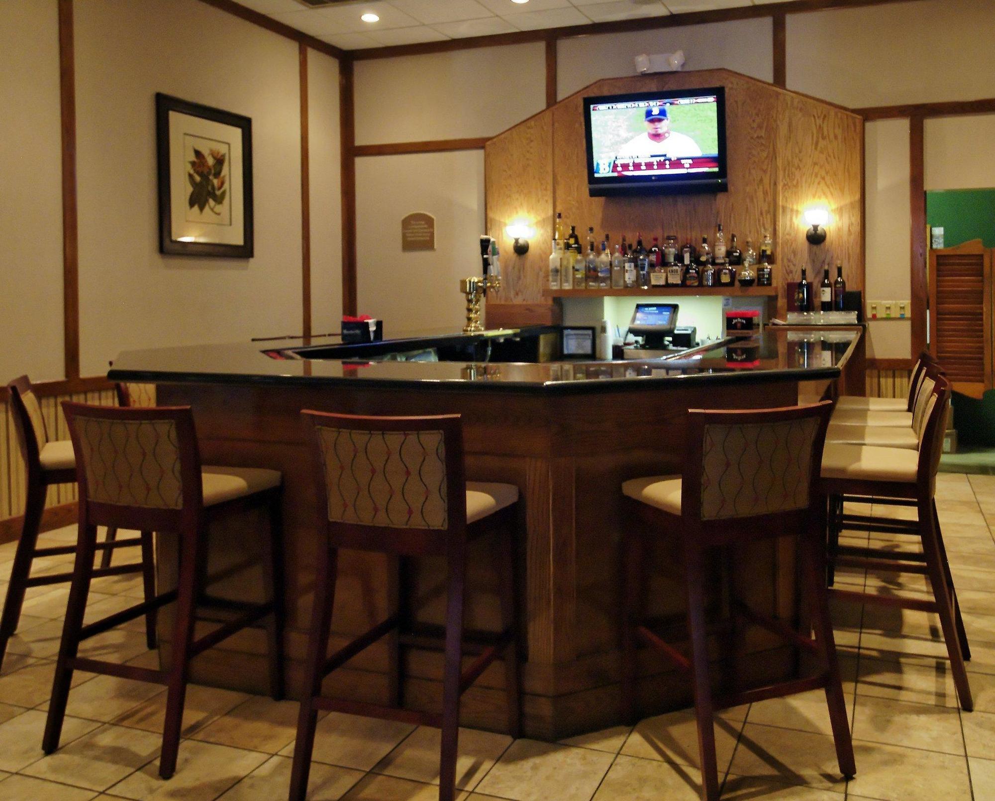 Red Lion Hotel קרומוול מראה חיצוני תמונה