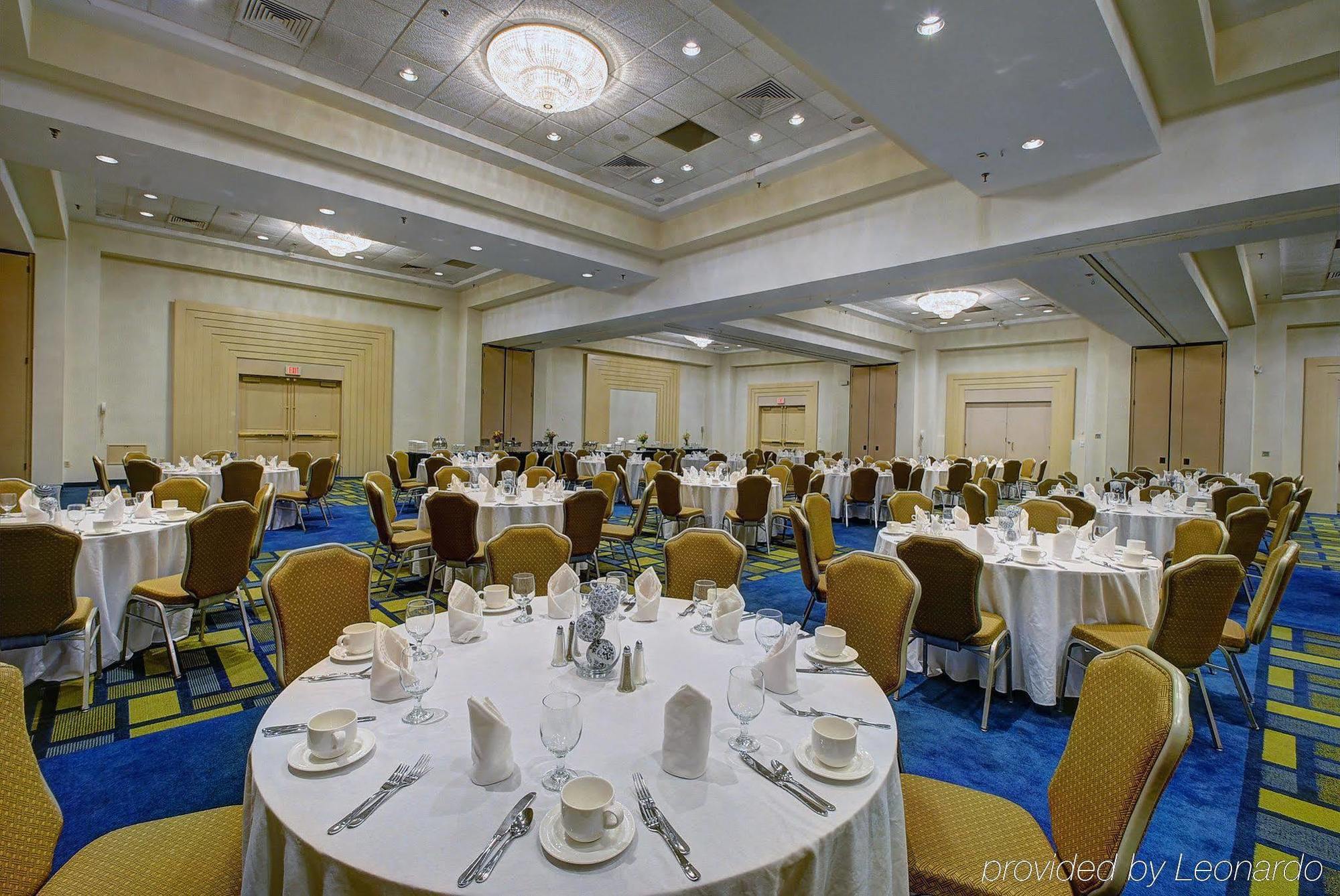 Red Lion Hotel קרומוול מראה חיצוני תמונה